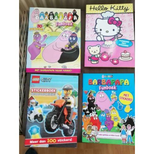 Funboek vakantieboek doeboek knutselen met stickers