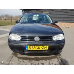 Volkswagen Golf 1.6/Automaat/Trekhaak/Apk