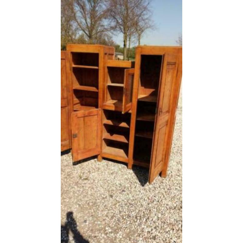 558 a, antiek grenenhouten buffetkast te koop
