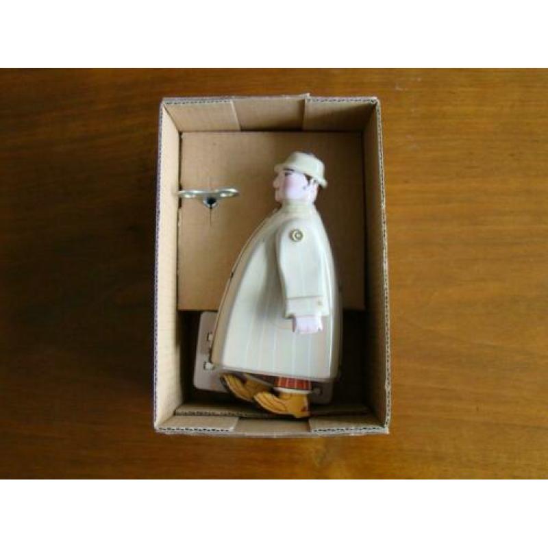 Opwindbaar lopend mannetje met koffer china ms472