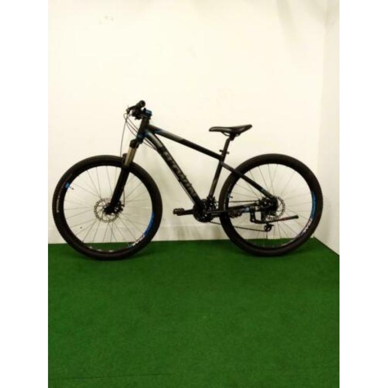 B-twin Rockrider 520 27.5 inch 24 speed nette staat
