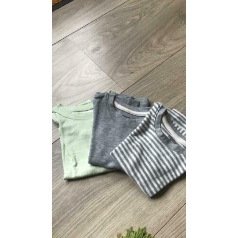3 T-shirts mt 86/92 biologisch katoen H&M en Lupilu