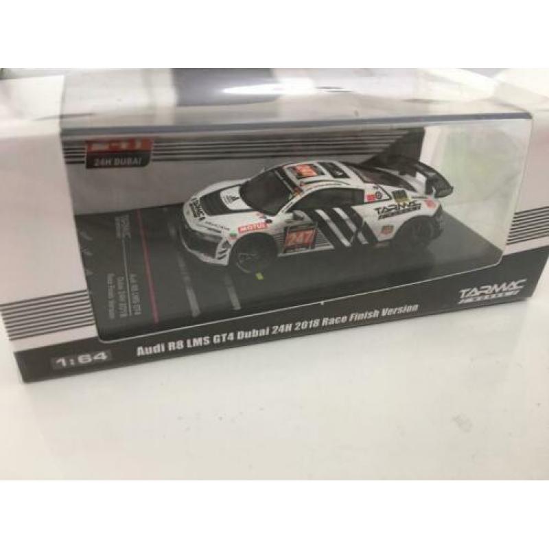 Audi R8 LMS GT4 Dubai 24H 1/64 Tarmac Works