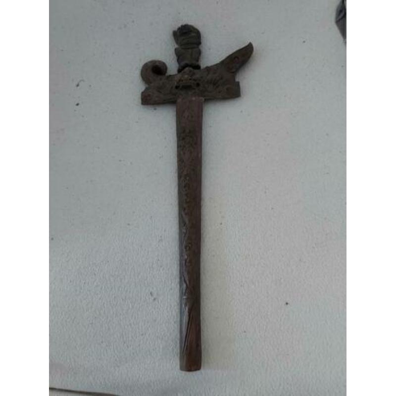 Kriss antiek 150 jaar oud