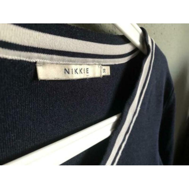 Nikkie trui v nek wit blauw