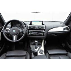BMW 1 Serie 118d High Executive AUT8 GROOT-NAVI/SCHUIFDAK/