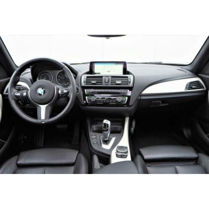 BMW 1 Serie 118d High Executive AUT8 GROOT-NAVI/SCHUIFDAK/