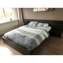 Hemnes 2 persoonsbed met nachtkastjes