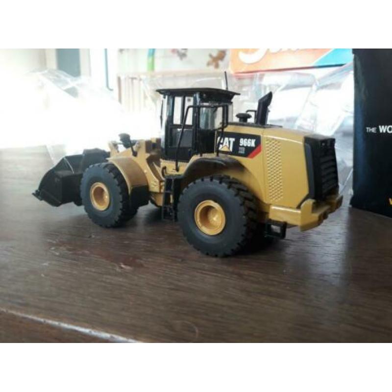 CAT shovel