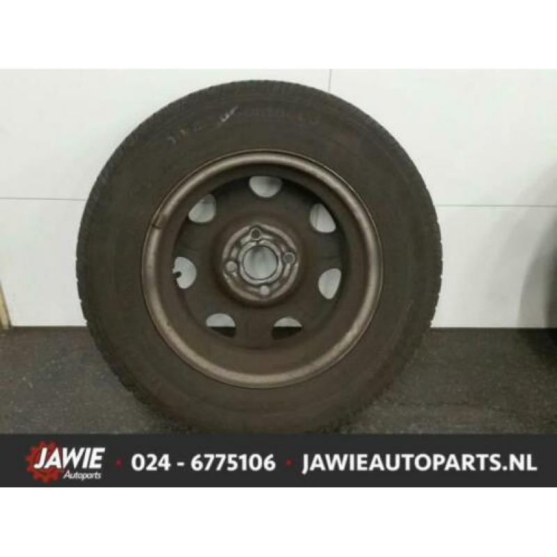 Chevrolet Spark Velgen set + banden