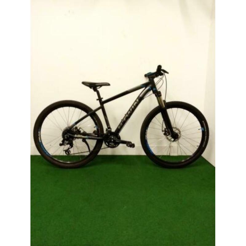B-twin Rockrider 520 27.5 inch 24 speed nette staat