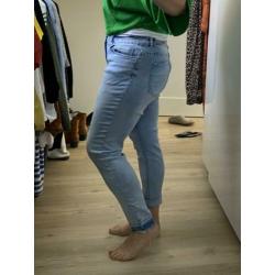 Eksept jeans skinny, mt 33, rafelige onderkant. Strech!
