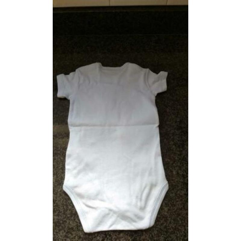 Te koop nieuw setje United colors of Benetton maat 68