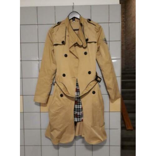 Guess jas Maat 16