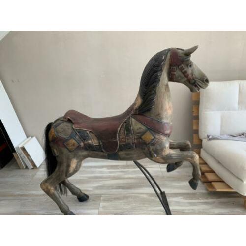 Carrousel paard
