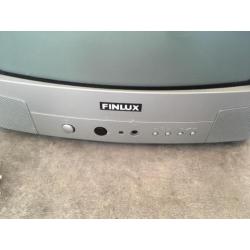 Finlux TV met ophangbeugel