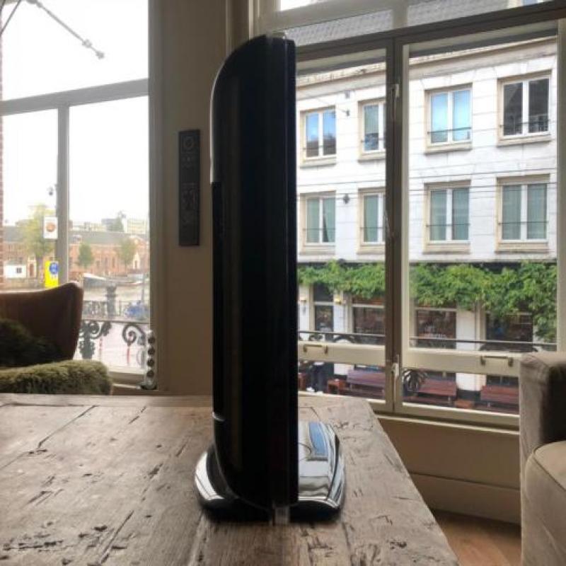 Mooie Philips Ambilight 32 inch (81 cm) LCD televisie