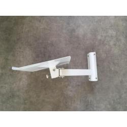 Finlux TV met ophangbeugel
