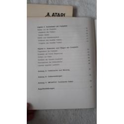 Uit 1987/8 Duitse en Franse Atari handleiding hard disk