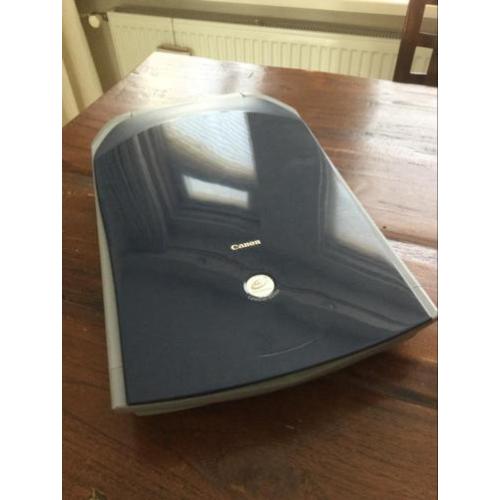 Canon CanoScan D646U scanner