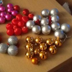 Kerstballen. Kunststof.