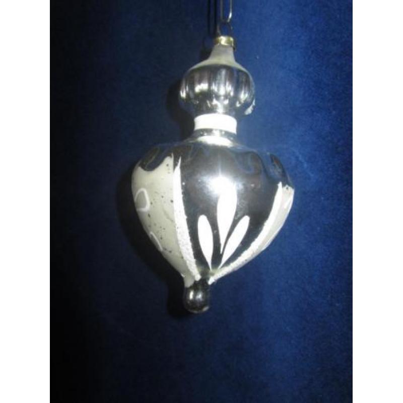 Oude kerstbal ornament
