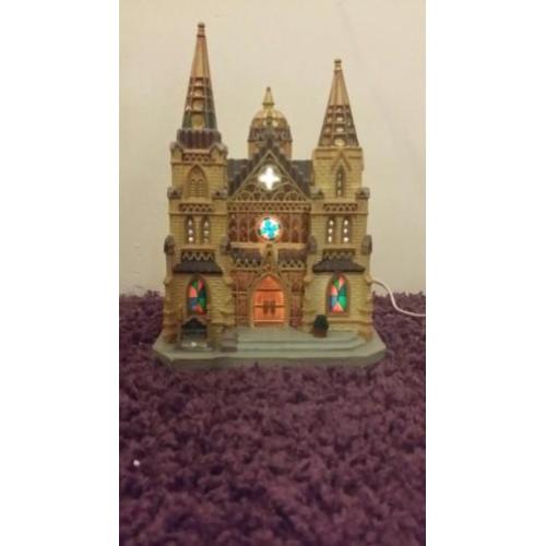 Lemax kerk met verlichting in doos kerst huisje
