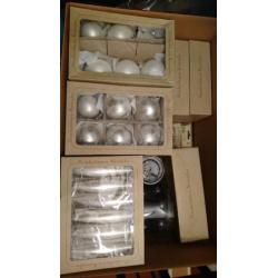 Kerstballen glas wit zilver zwart paars