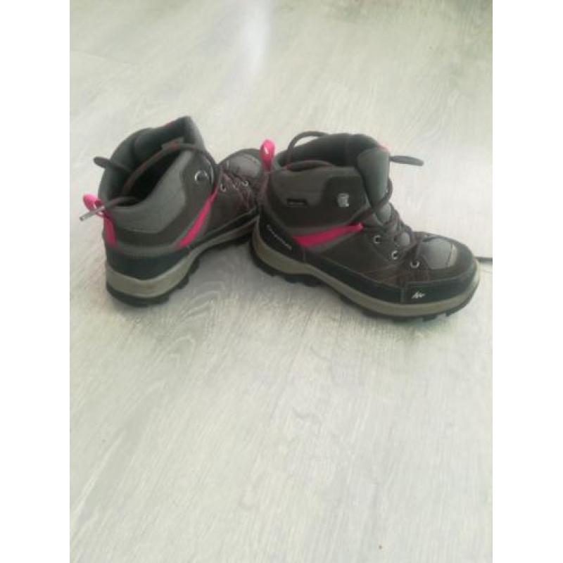 Bergschoenen meisjes merk quechua maat 31