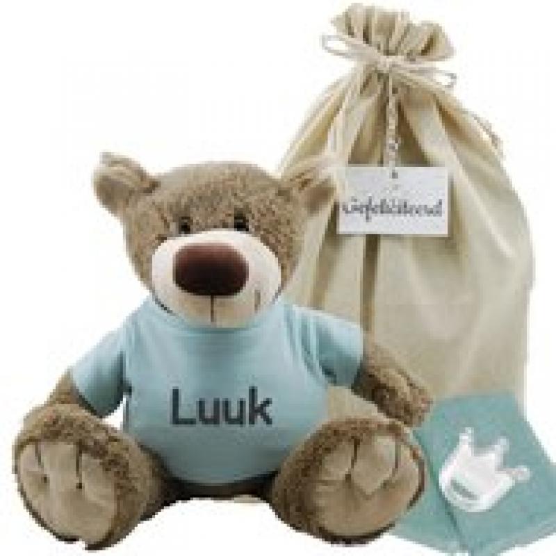 Knuffel Beer Bella met naam op mint shirtje