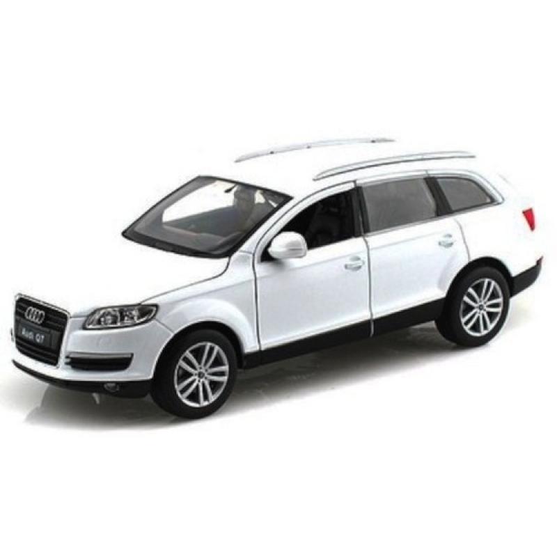 Miniatuur model auto Audi Q7 1 43 wit